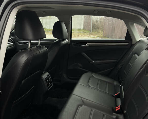 Чорний Фольксваген Пассат, об'ємом двигуна 1.8 л та пробігом 205 тис. км за 13100 $, фото 14 на Automoto.ua