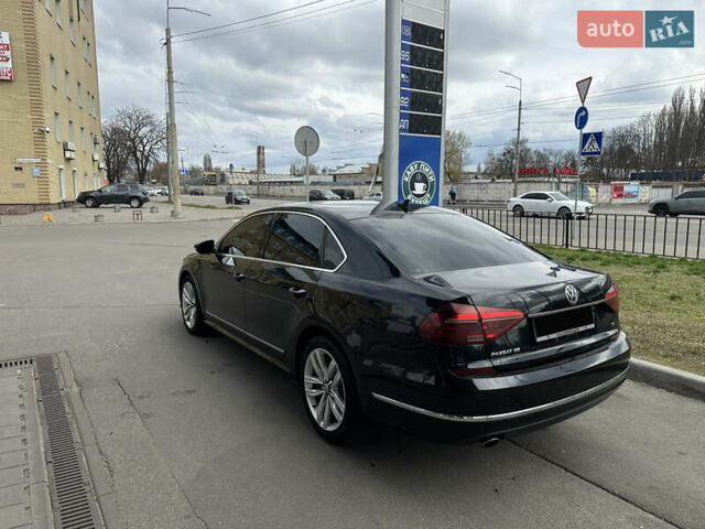 Черный Фольксваген Пассат, объемом двигателя 1.8 л и пробегом 166 тыс. км за 14000 $, фото 2 на Automoto.ua