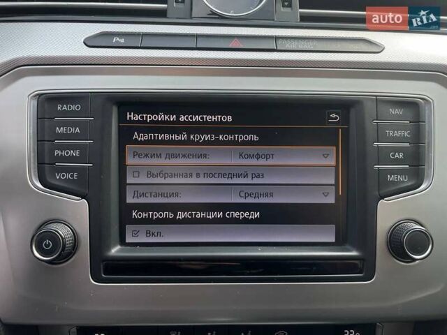 Черный Фольксваген Пассат, объемом двигателя 1.6 л и пробегом 222 тыс. км за 15699 $, фото 27 на Automoto.ua