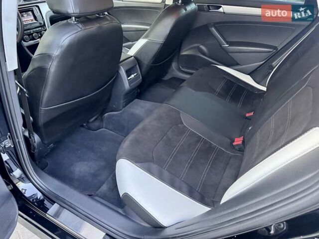 Черный Фольксваген Пассат, объемом двигателя 1.8 л и пробегом 216 тыс. км за 11999 $, фото 56 на Automoto.ua