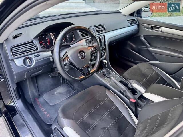 Черный Фольксваген Пассат, объемом двигателя 1.8 л и пробегом 216 тыс. км за 11999 $, фото 44 на Automoto.ua