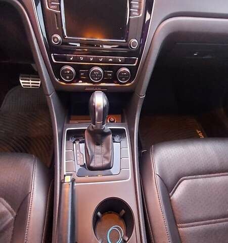 Черный Фольксваген Пассат, объемом двигателя 1.8 л и пробегом 89 тыс. км за 16200 $, фото 3 на Automoto.ua