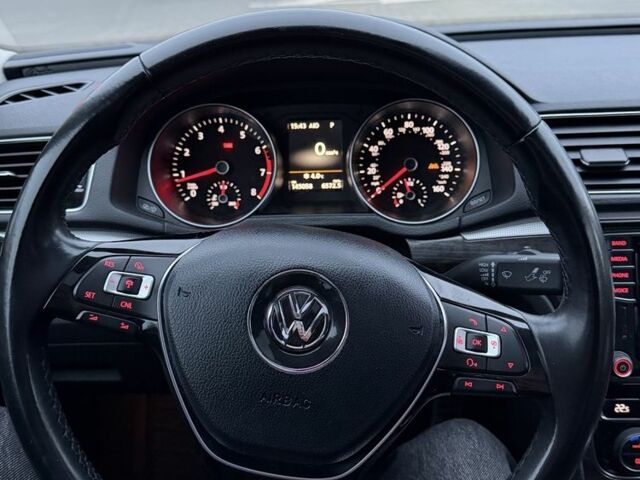 Черный Фольксваген Пассат, объемом двигателя 1.8 л и пробегом 145 тыс. км за 14800 $, фото 19 на Automoto.ua