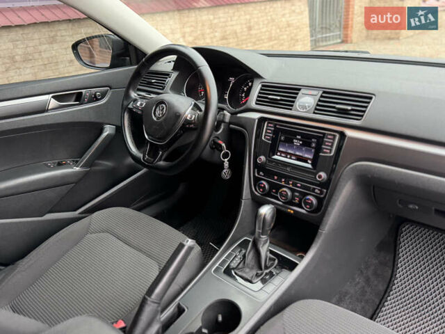 Чорний Фольксваген Пассат, об'ємом двигуна 1.8 л та пробігом 146 тис. км за 10900 $, фото 50 на Automoto.ua