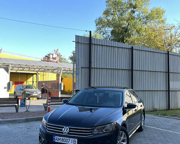 Черный Фольксваген Пассат, объемом двигателя 1.8 л и пробегом 255 тыс. км за 10900 $, фото 1 на Automoto.ua