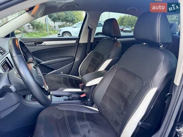 Черный Фольксваген Пассат, объемом двигателя 1.8 л и пробегом 216 тыс. км за 11999 $, фото 58 на Automoto.ua