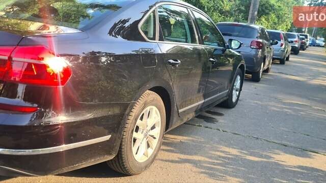 Чорний Фольксваген Пассат, об'ємом двигуна 1.8 л та пробігом 189 тис. км за 12200 $, фото 7 на Automoto.ua