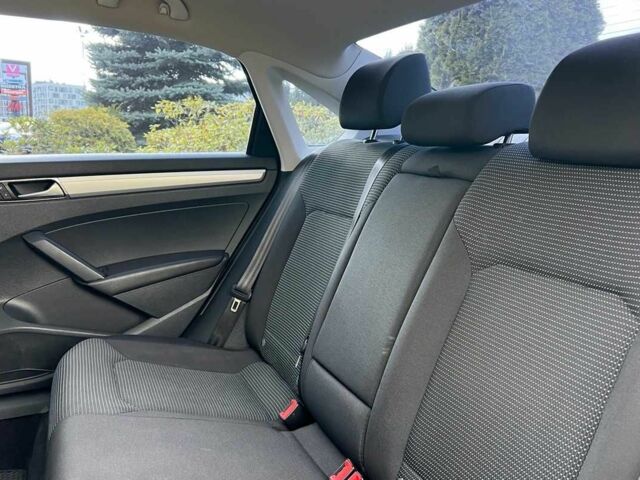 Черный Фольксваген Пассат, объемом двигателя 1.8 л и пробегом 144 тыс. км за 291 $, фото 20 на Automoto.ua