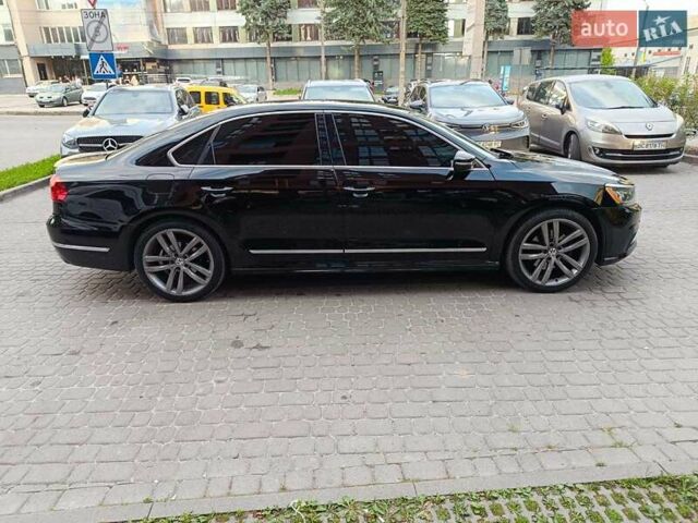 Черный Фольксваген Пассат, объемом двигателя 1.8 л и пробегом 154 тыс. км за 12200 $, фото 5 на Automoto.ua
