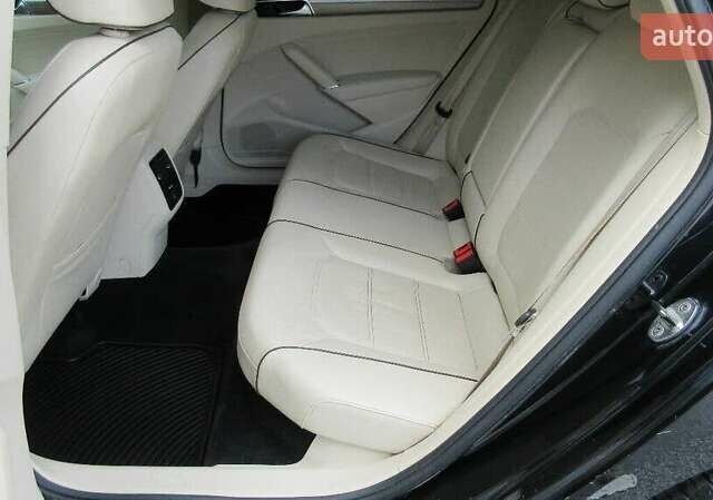 Чорний Фольксваген Пассат, об'ємом двигуна 1.8 л та пробігом 120 тис. км за 15000 $, фото 5 на Automoto.ua