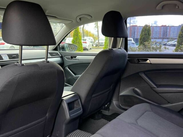 Черный Фольксваген Пассат, объемом двигателя 1.8 л и пробегом 144 тыс. км за 291 $, фото 19 на Automoto.ua