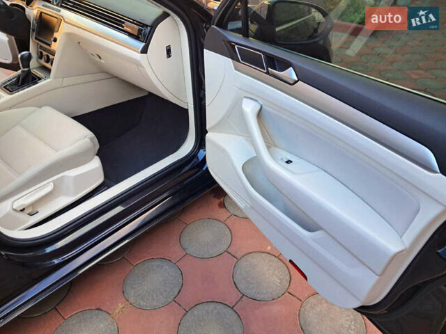 Чорний Фольксваген Пассат, об'ємом двигуна 2 л та пробігом 215 тис. км за 17300 $, фото 50 на Automoto.ua