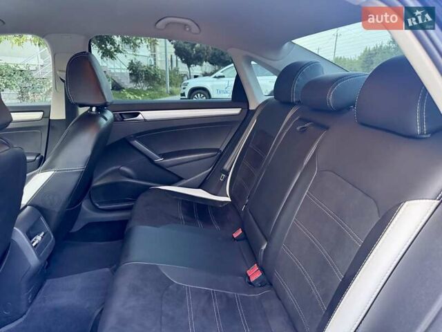 Черный Фольксваген Пассат, объемом двигателя 1.8 л и пробегом 216 тыс. км за 11999 $, фото 59 на Automoto.ua