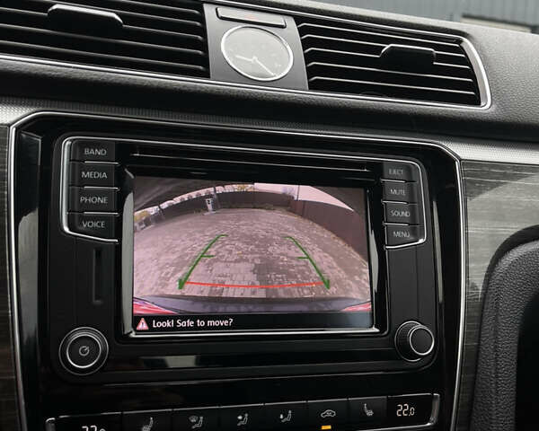 Чорний Фольксваген Пассат, об'ємом двигуна 1.8 л та пробігом 205 тис. км за 13100 $, фото 13 на Automoto.ua