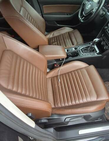 Черный Фольксваген Пассат, объемом двигателя 1.97 л и пробегом 275 тыс. км за 17600 $, фото 2 на Automoto.ua