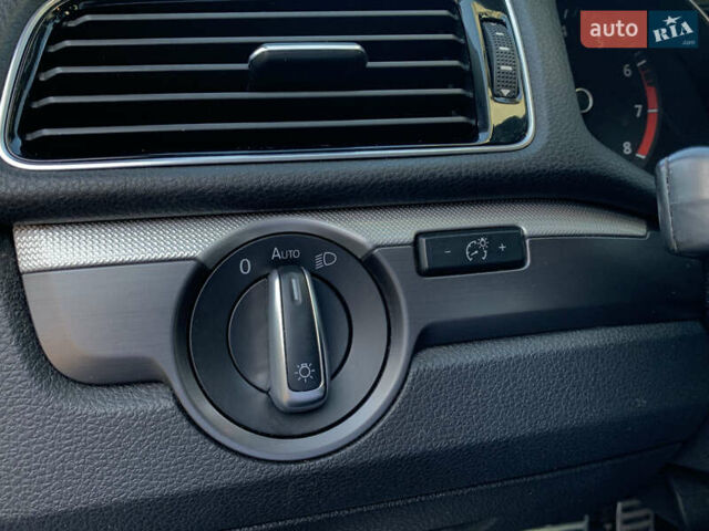 Черный Фольксваген Пассат, объемом двигателя 1.8 л и пробегом 210 тыс. км за 11800 $, фото 17 на Automoto.ua