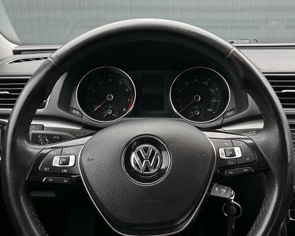 Чорний Фольксваген Пассат, об'ємом двигуна 1.8 л та пробігом 205 тис. км за 13100 $, фото 11 на Automoto.ua