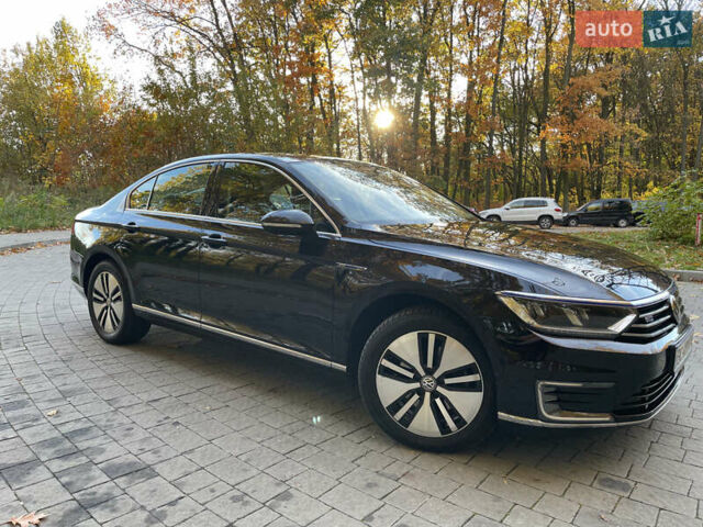 Черный Фольксваген Пассат, объемом двигателя 1.4 л и пробегом 203 тыс. км за 19000 $, фото 3 на Automoto.ua