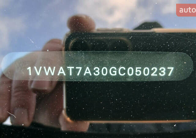 Черный Фольксваген Пассат, объемом двигателя 1.8 л и пробегом 161 тыс. км за 11200 $, фото 24 на Automoto.ua