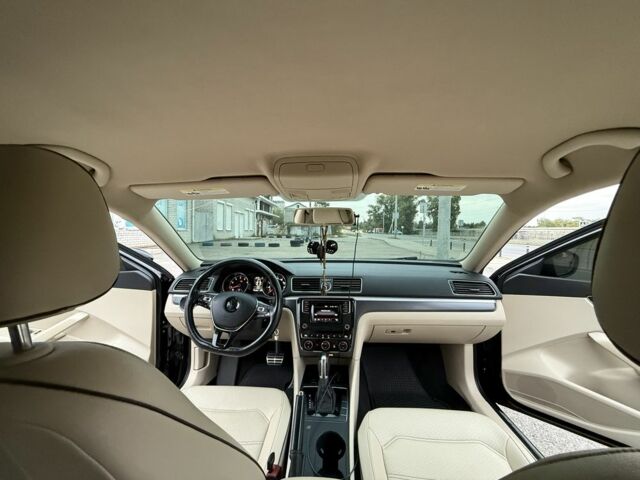 Черный Фольксваген Пассат, объемом двигателя 1.8 л и пробегом 190 тыс. км за 13800 $, фото 19 на Automoto.ua