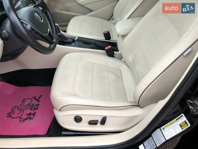 Чорний Фольксваген Пассат, об'ємом двигуна 1.8 л та пробігом 200 тис. км за 13700 $, фото 20 на Automoto.ua