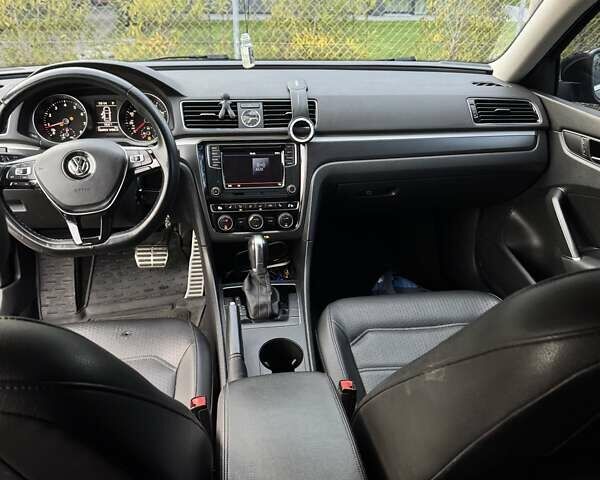 Чорний Фольксваген Пассат, об'ємом двигуна 1.8 л та пробігом 186 тис. км за 14500 $, фото 7 на Automoto.ua