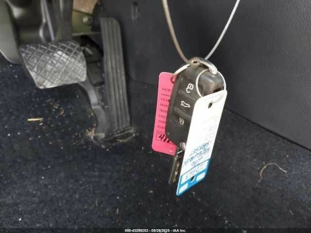 Черный Фольксваген Пассат, объемом двигателя 1.8 л и пробегом 87 тыс. км за 1400 $, фото 10 на Automoto.ua