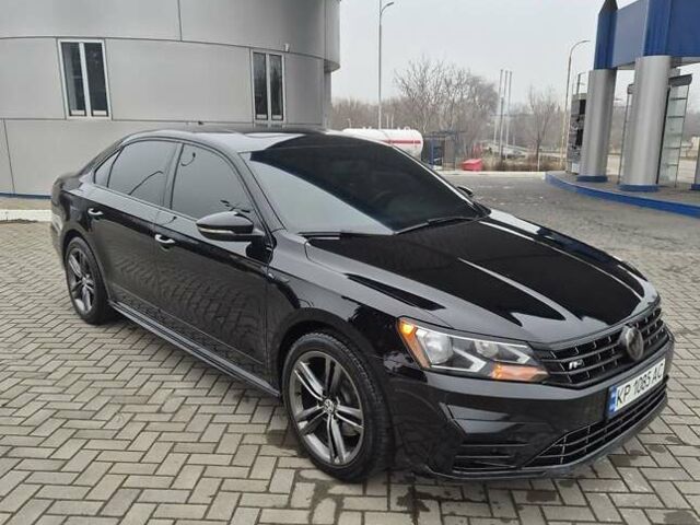 Чорний Фольксваген Пассат, об'ємом двигуна 1.8 л та пробігом 178 тис. км за 11900 $, фото 1 на Automoto.ua