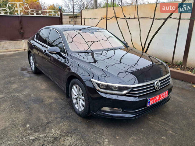 Черный Фольксваген Пассат, объемом двигателя 2 л и пробегом 215 тыс. км за 16800 $, фото 18 на Automoto.ua