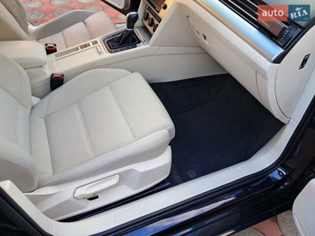 Чорний Фольксваген Пассат, об'ємом двигуна 2 л та пробігом 215 тис. км за 17300 $, фото 49 на Automoto.ua