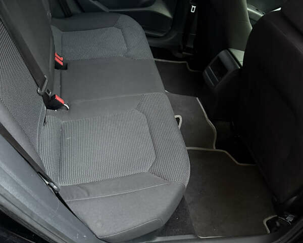 Черный Фольксваген Пассат, объемом двигателя 1.8 л и пробегом 103 тыс. км за 11000 $, фото 5 на Automoto.ua