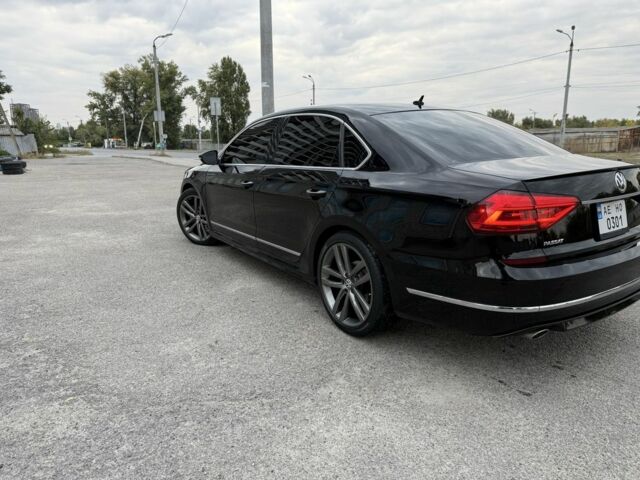 Черный Фольксваген Пассат, объемом двигателя 1.8 л и пробегом 190 тыс. км за 13800 $, фото 6 на Automoto.ua