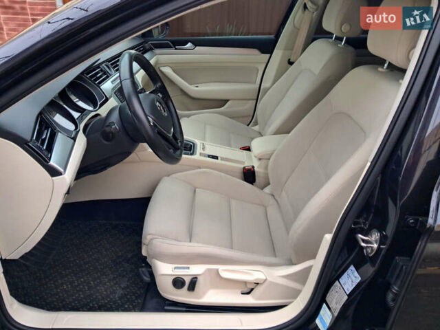 Черный Фольксваген Пассат, объемом двигателя 2 л и пробегом 215 тыс. км за 16800 $, фото 33 на Automoto.ua