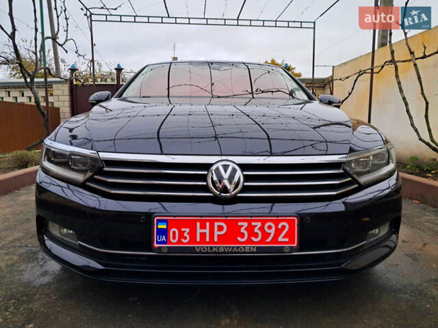 Черный Фольксваген Пассат, объемом двигателя 2 л и пробегом 215 тыс. км за 16800 $, фото 10 на Automoto.ua