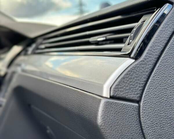 Чорний Фольксваген Пассат, об'ємом двигуна 1.97 л та пробігом 245 тис. км за 16500 $, фото 30 на Automoto.ua