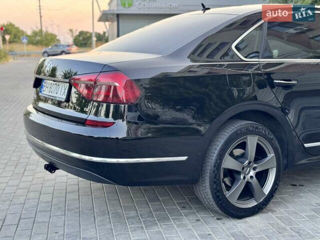 Черный Фольксваген Пассат, объемом двигателя 1.8 л и пробегом 216 тыс. км за 11999 $, фото 26 на Automoto.ua