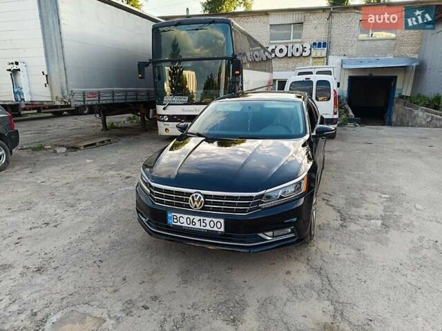 Черный Фольксваген Пассат, объемом двигателя 1.8 л и пробегом 154 тыс. км за 12200 $, фото 3 на Automoto.ua