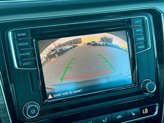 Чорний Фольксваген Пассат, об'ємом двигуна 1.8 л та пробігом 203 тис. км за 13900 $, фото 11 на Automoto.ua