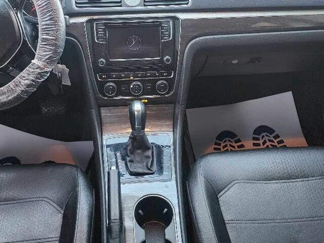 Чорний Фольксваген Пассат, об'ємом двигуна 1.8 л та пробігом 78 тис. км за 4900 $, фото 8 на Automoto.ua