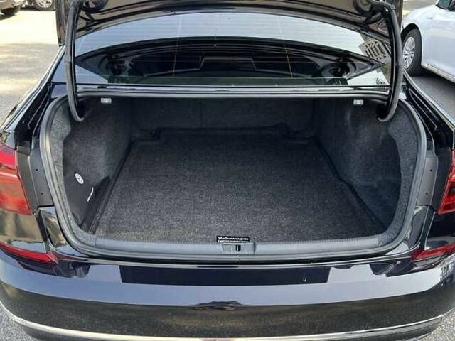 Черный Фольксваген Пассат, объемом двигателя 2 л и пробегом 80 тыс. км за 9000 $, фото 11 на Automoto.ua