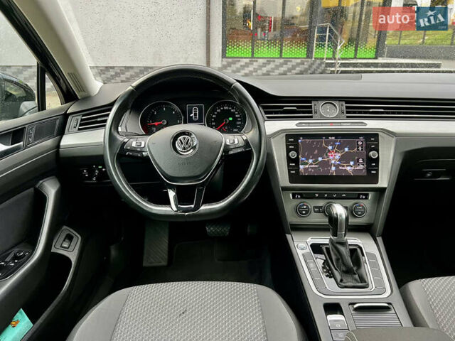 Черный Фольксваген Пассат, объемом двигателя 1.97 л и пробегом 306 тыс. км за 14750 $, фото 63 на Automoto.ua