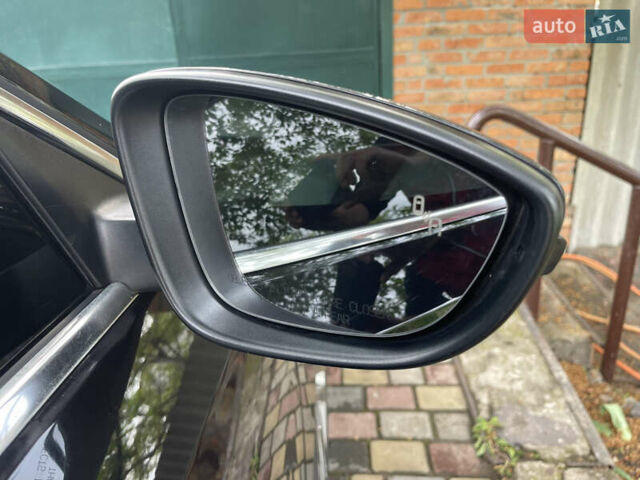 Черный Фольксваген Пассат, объемом двигателя 1.8 л и пробегом 149 тыс. км за 12500 $, фото 28 на Automoto.ua