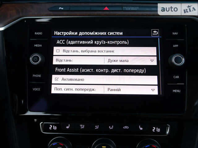 Черный Фольксваген Пассат, объемом двигателя 1.8 л и пробегом 110 тыс. км за 23500 $, фото 53 на Automoto.ua