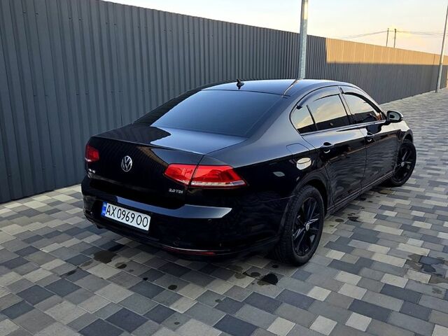 Черный Фольксваген Пассат, объемом двигателя 2 л и пробегом 220 тыс. км за 15500 $, фото 2 на Automoto.ua