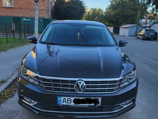 Черный Фольксваген Пассат, объемом двигателя 2 л и пробегом 73 тыс. км за 16075 $, фото 1 на Automoto.ua