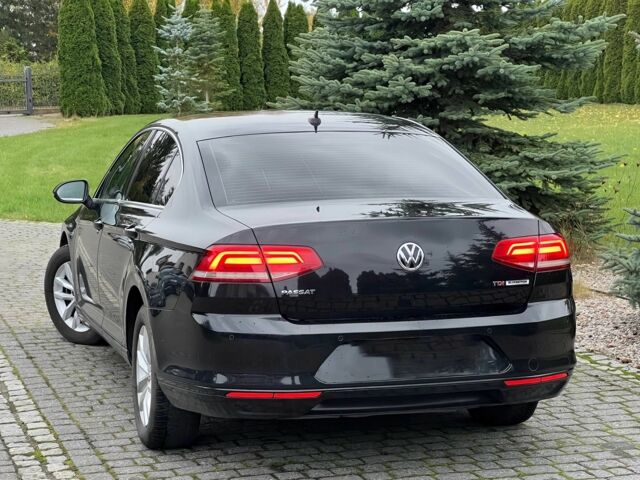 Чорний Фольксваген Пассат, об'ємом двигуна 1.6 л та пробігом 56 тис. км за 13000 $, фото 3 на Automoto.ua