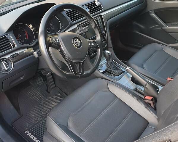 Черный Фольксваген Пассат, объемом двигателя 2 л и пробегом 143 тыс. км за 19300 $, фото 12 на Automoto.ua