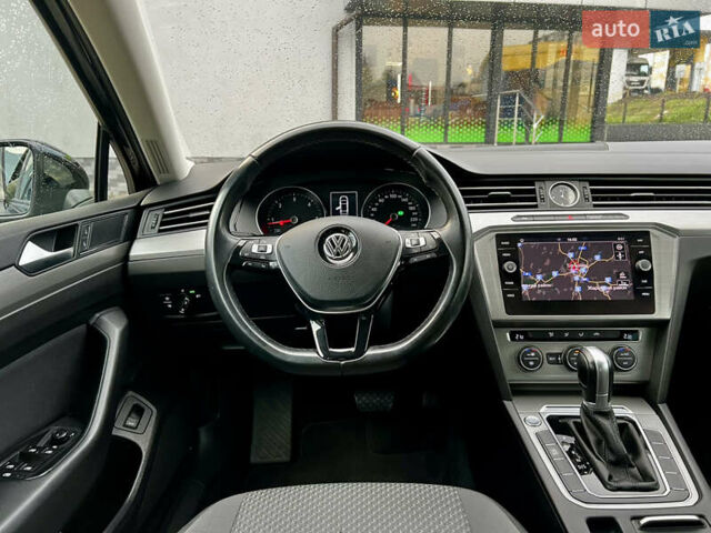 Черный Фольксваген Пассат, объемом двигателя 1.97 л и пробегом 306 тыс. км за 14750 $, фото 67 на Automoto.ua