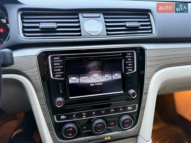 Чорний Фольксваген Пассат, об'ємом двигуна 1.8 л та пробігом 149 тис. км за 13900 $, фото 59 на Automoto.ua