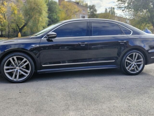 Чорний Фольксваген Пассат, об'ємом двигуна 1 л та пробігом 121 тис. км за 15500 $, фото 4 на Automoto.ua